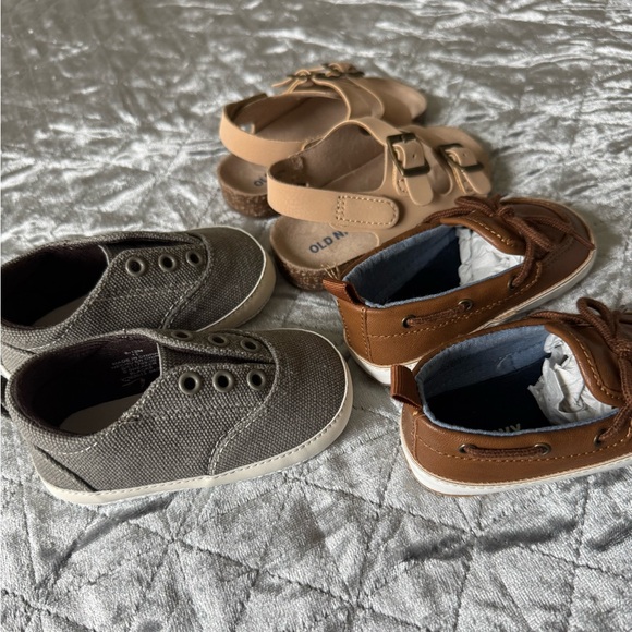 Infant Old Navy Shoe Bundle - Picture 2 of 4